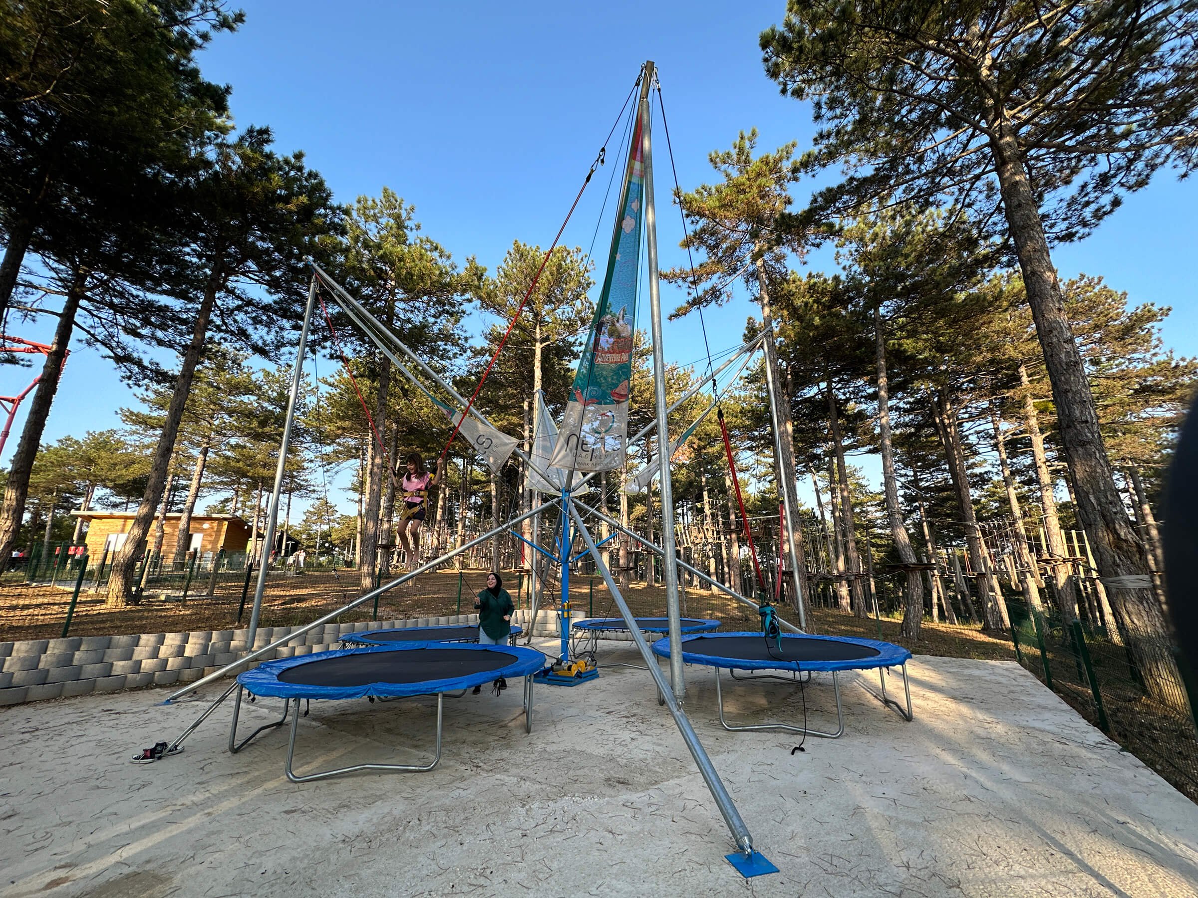 Ağ Trampoline - 2